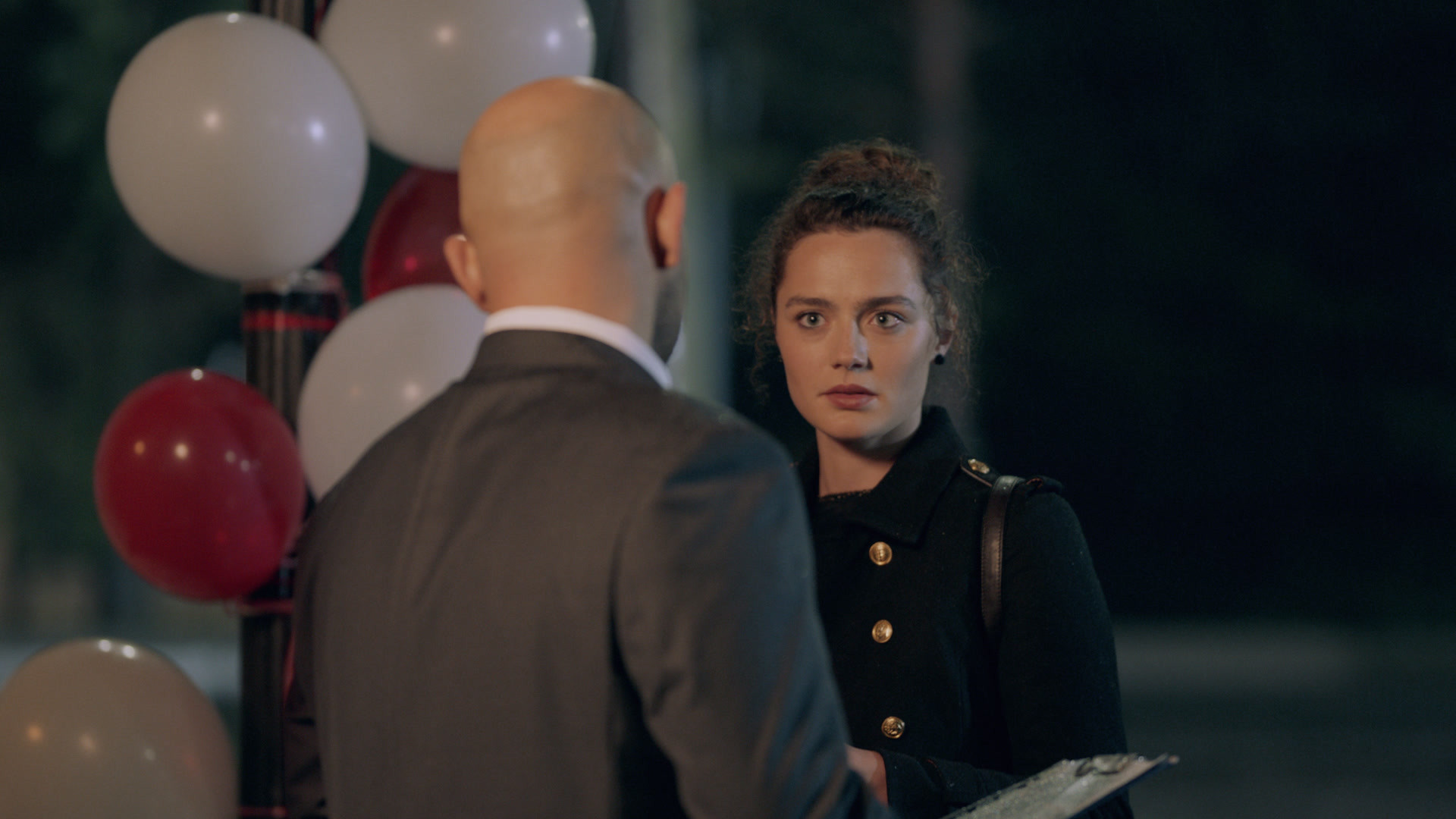 Алиса против правил (1 сезон, сериал) — смотреть онлайн все серии ...