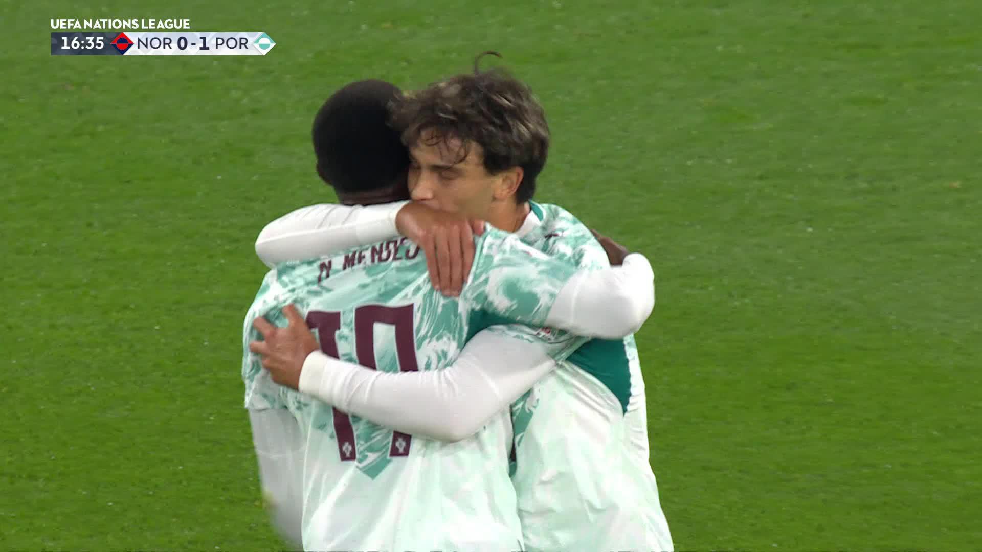 17' Гол. Жоау Феликс