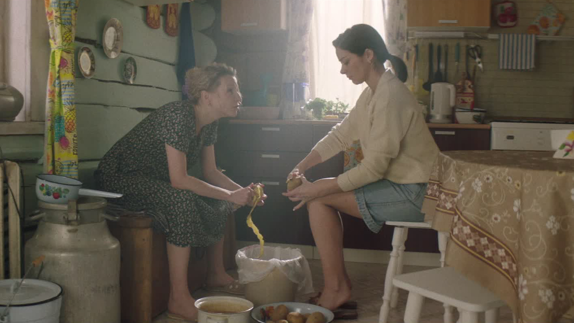 Макрон 1 сезон 2 серия