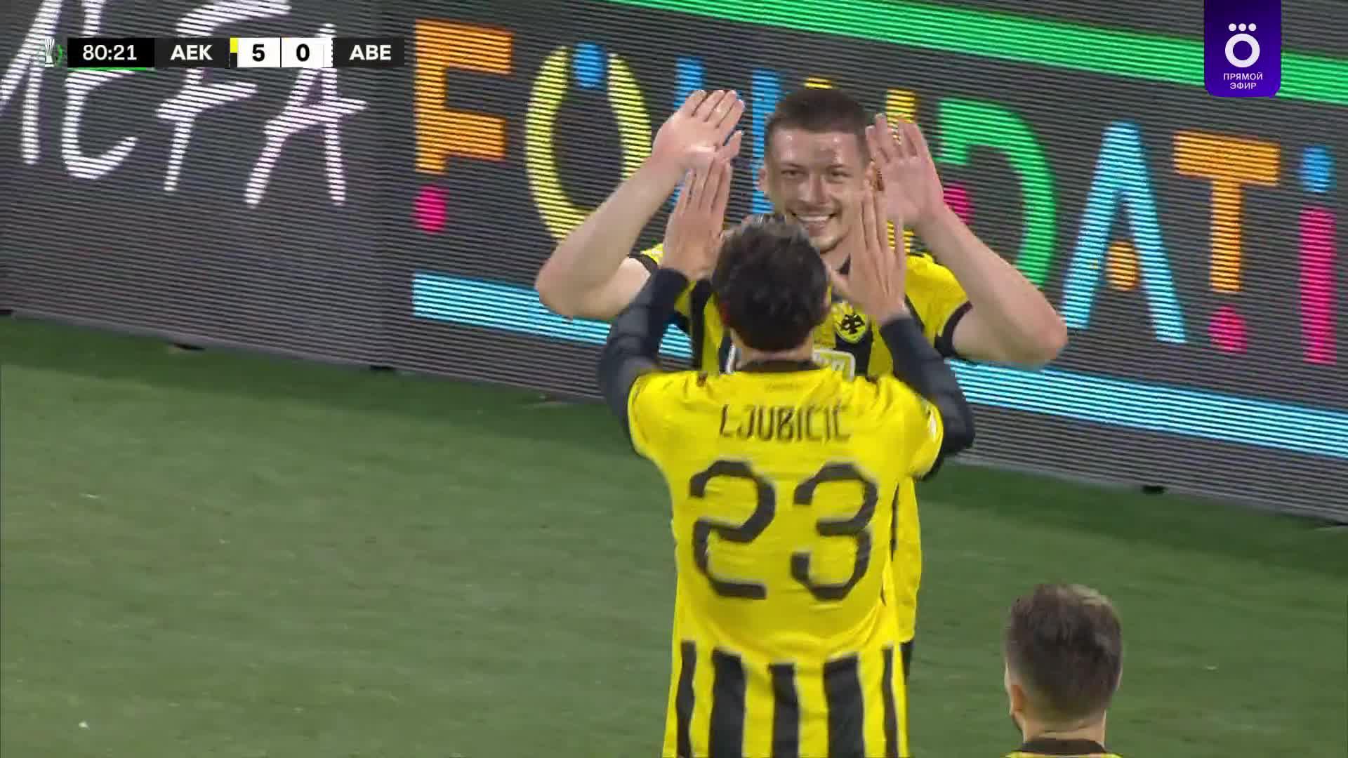 81' Гол. Luka Jovic