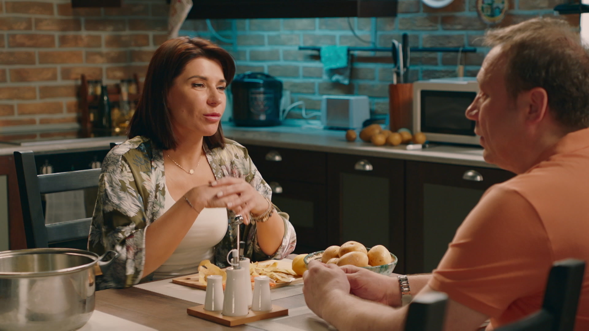 Екатеринбургте өзбек немесе тәжік әйелімен талап бойынша жыныстық қатынас