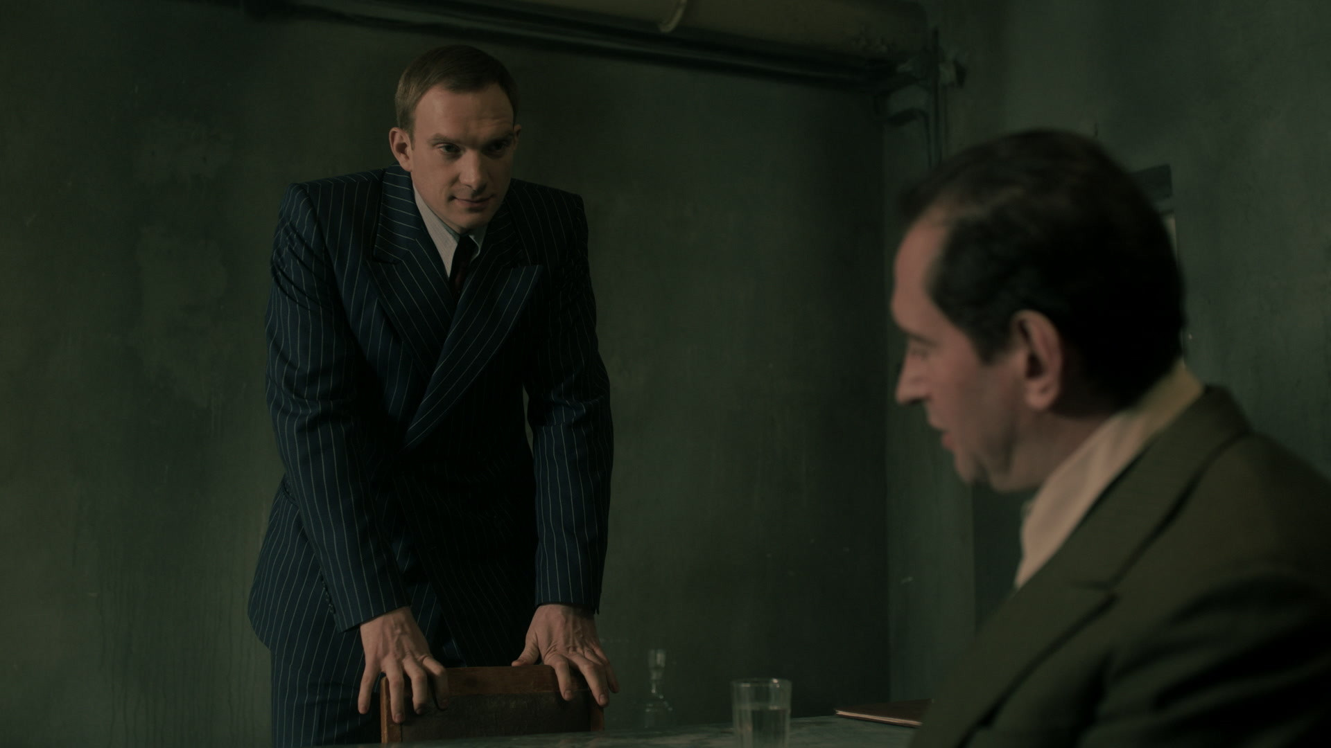 За час до рассвета 1 сезон 16 серия