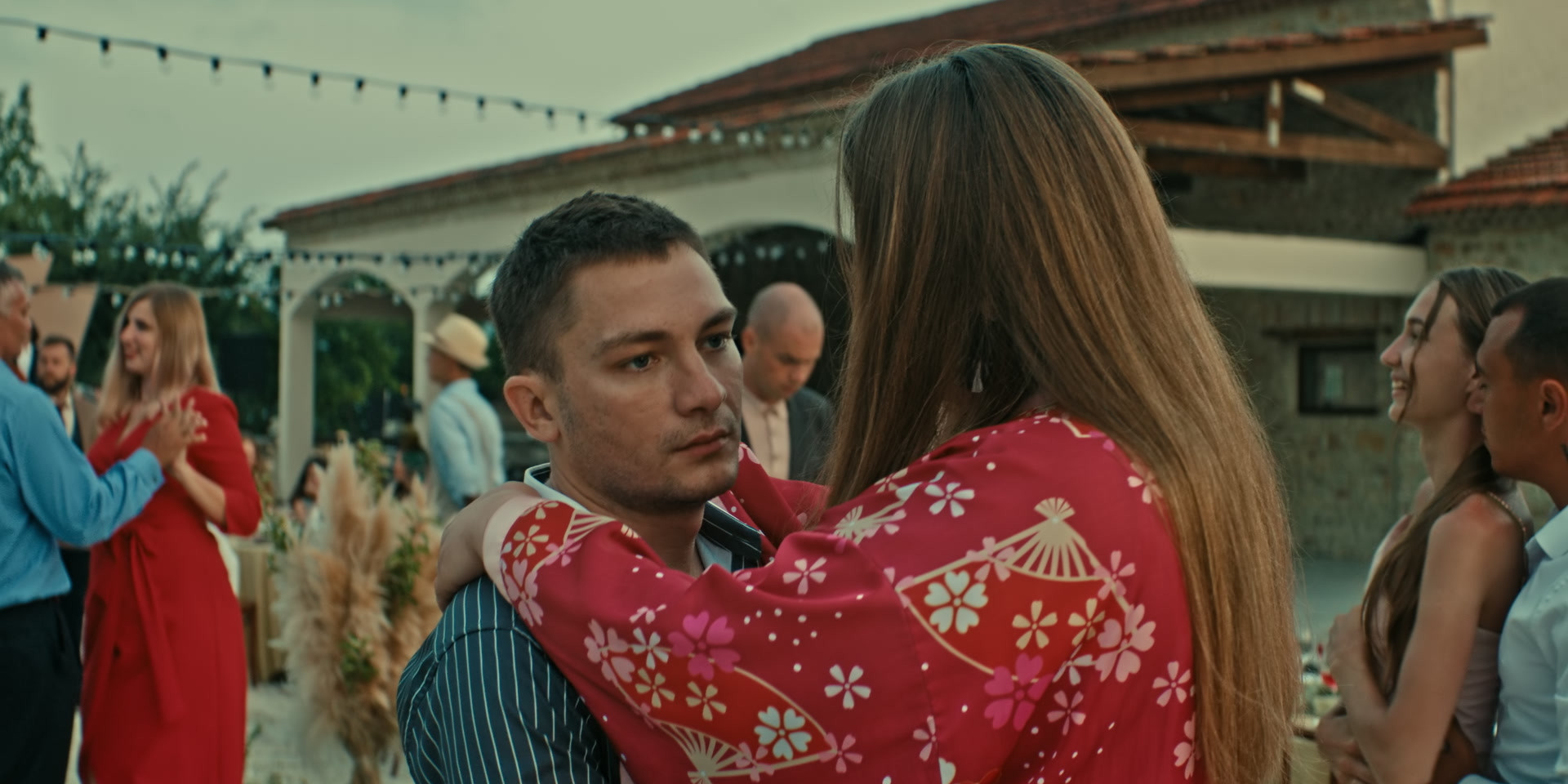 Как друзья Захара женили 1 сезон 6 серия