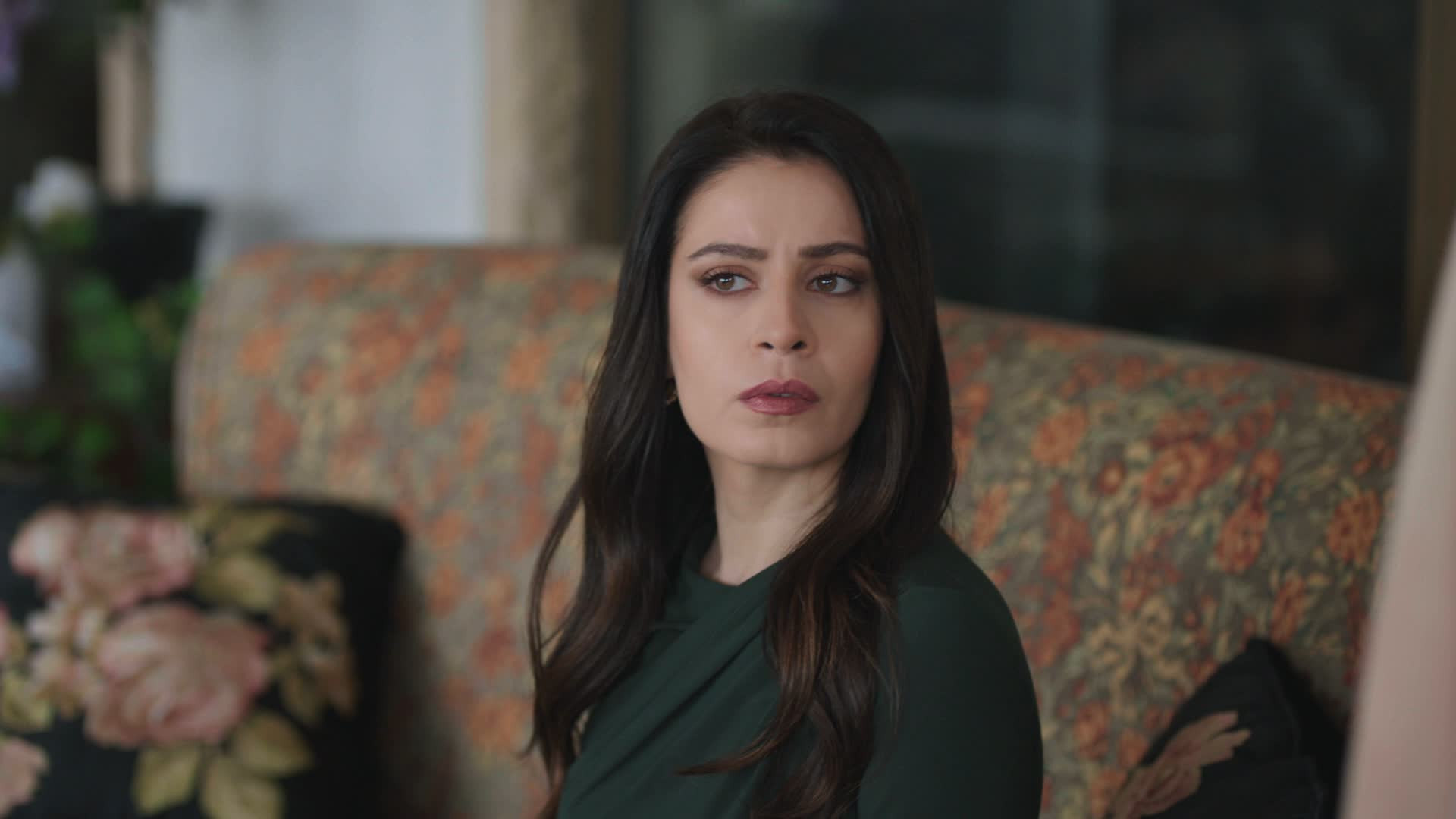 Ofitsiantni eshak bilan sikib oladi