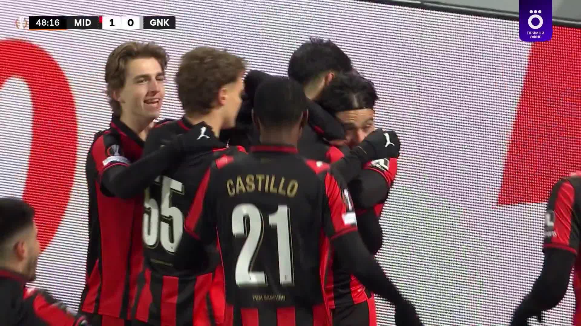 49' Гол. Чо Гю Сон