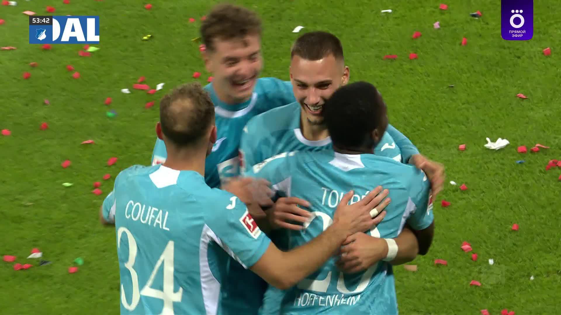 54' Гол. Базумана  Туре
