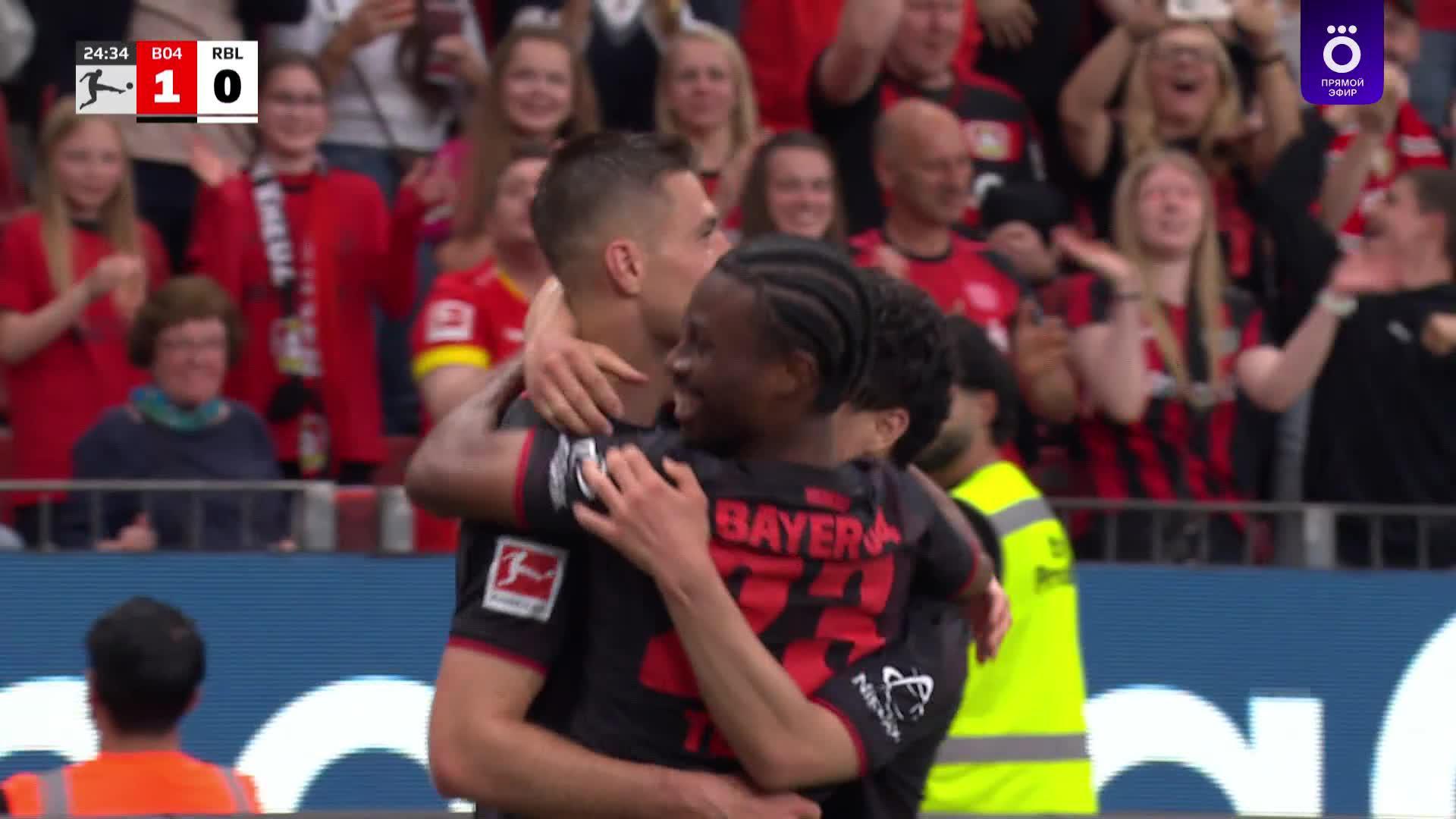 25' Гол. Патрик  Шик
