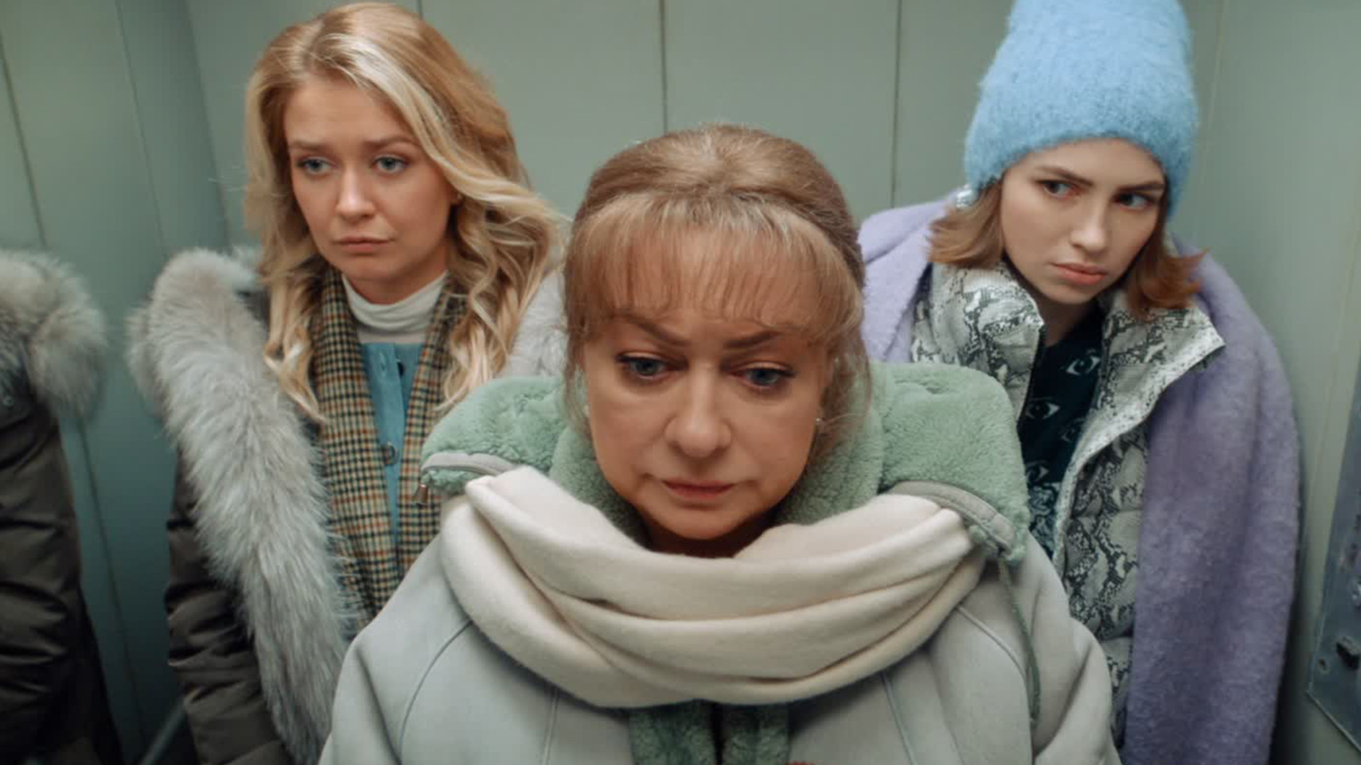 Праздники 1 сезон 12 серия