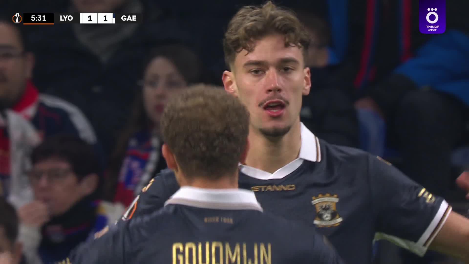 6' Гол. Милан Смит
