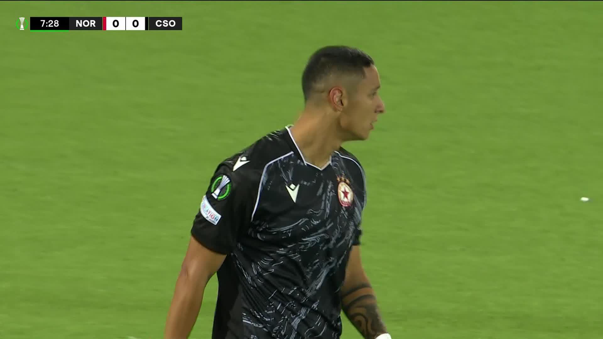 8' Гол. Leandro Godoy