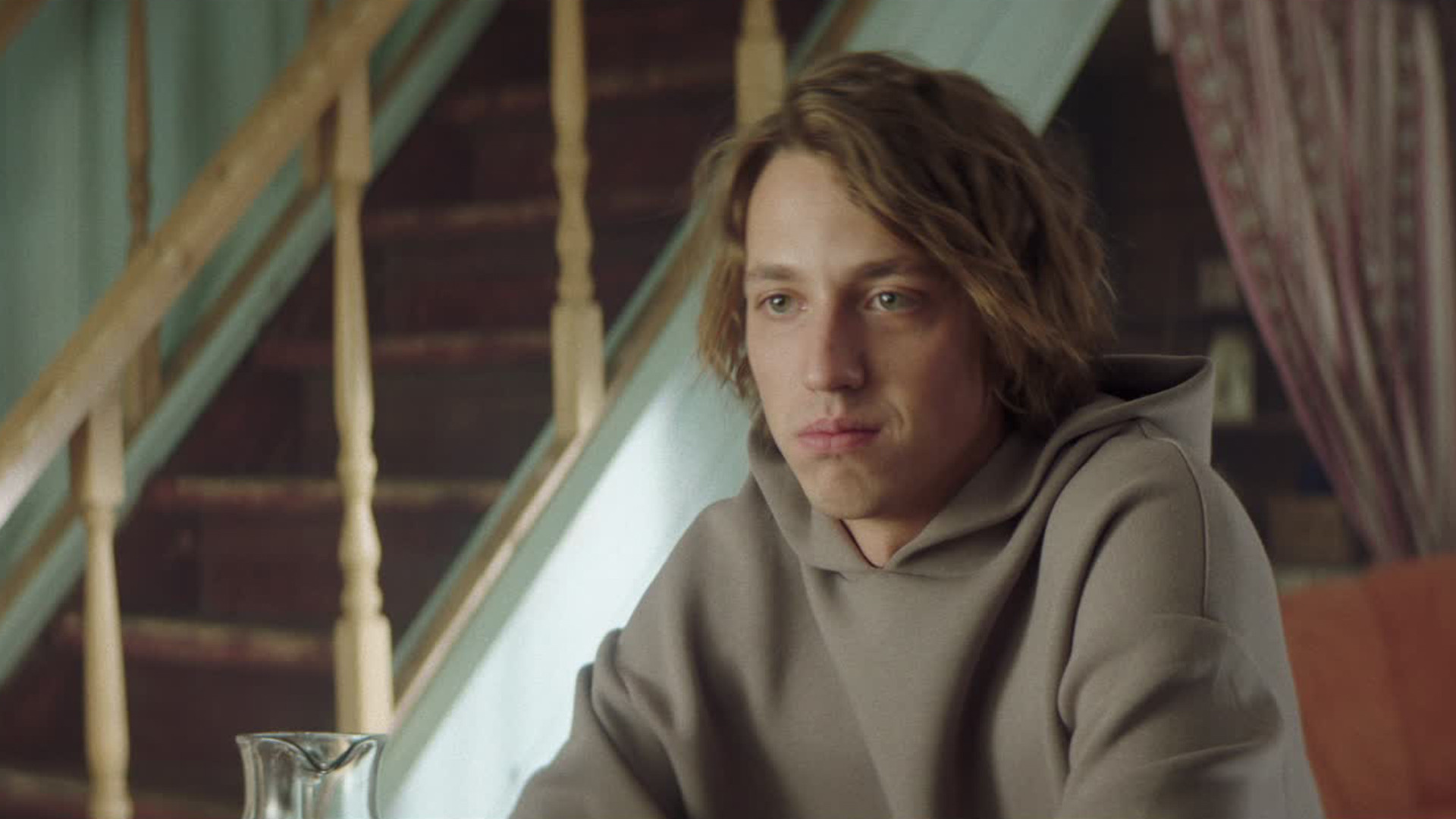 Макрон 1 сезон 1 серия