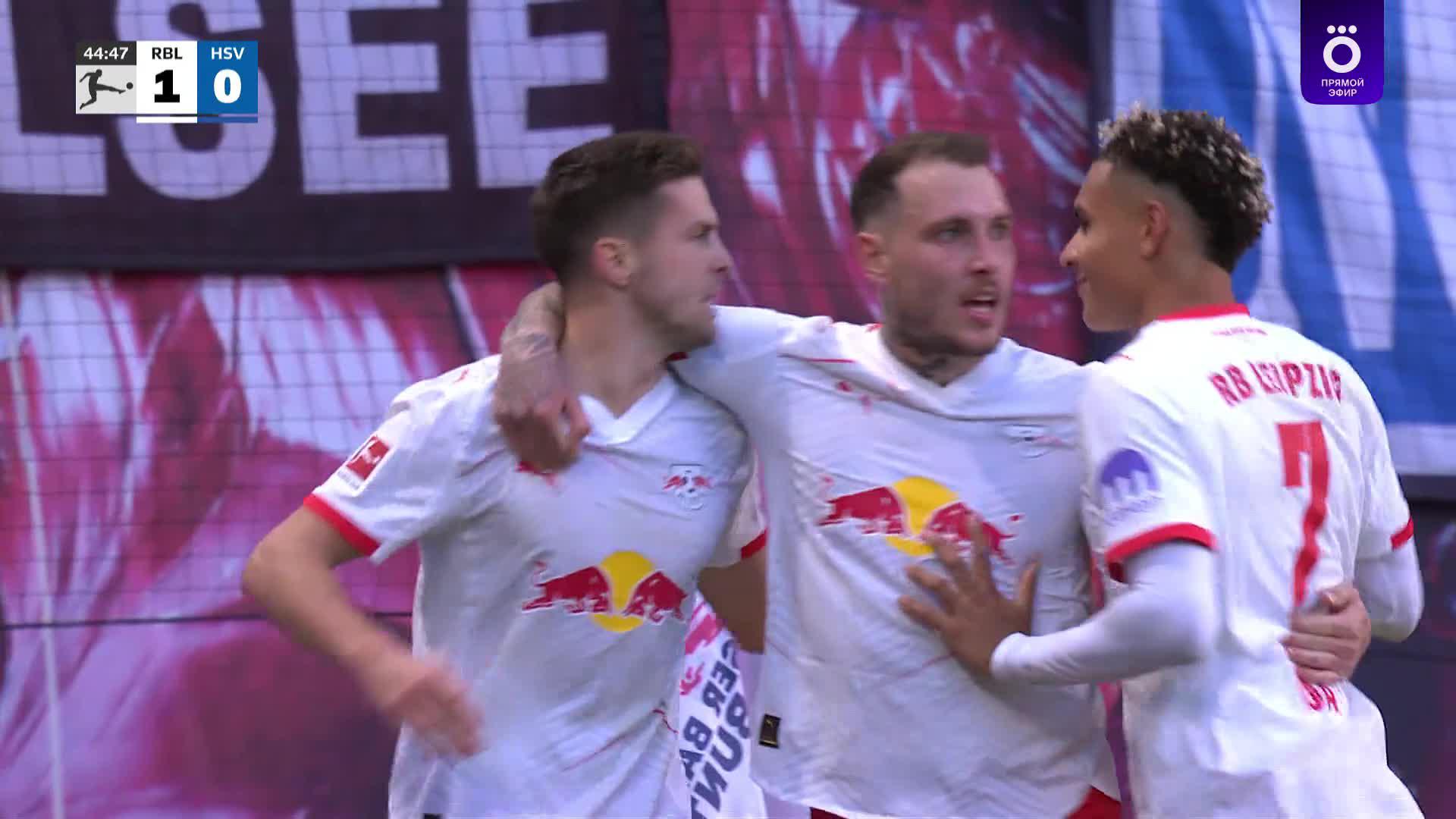 45' Гол. Кристоф  Баумгартнер