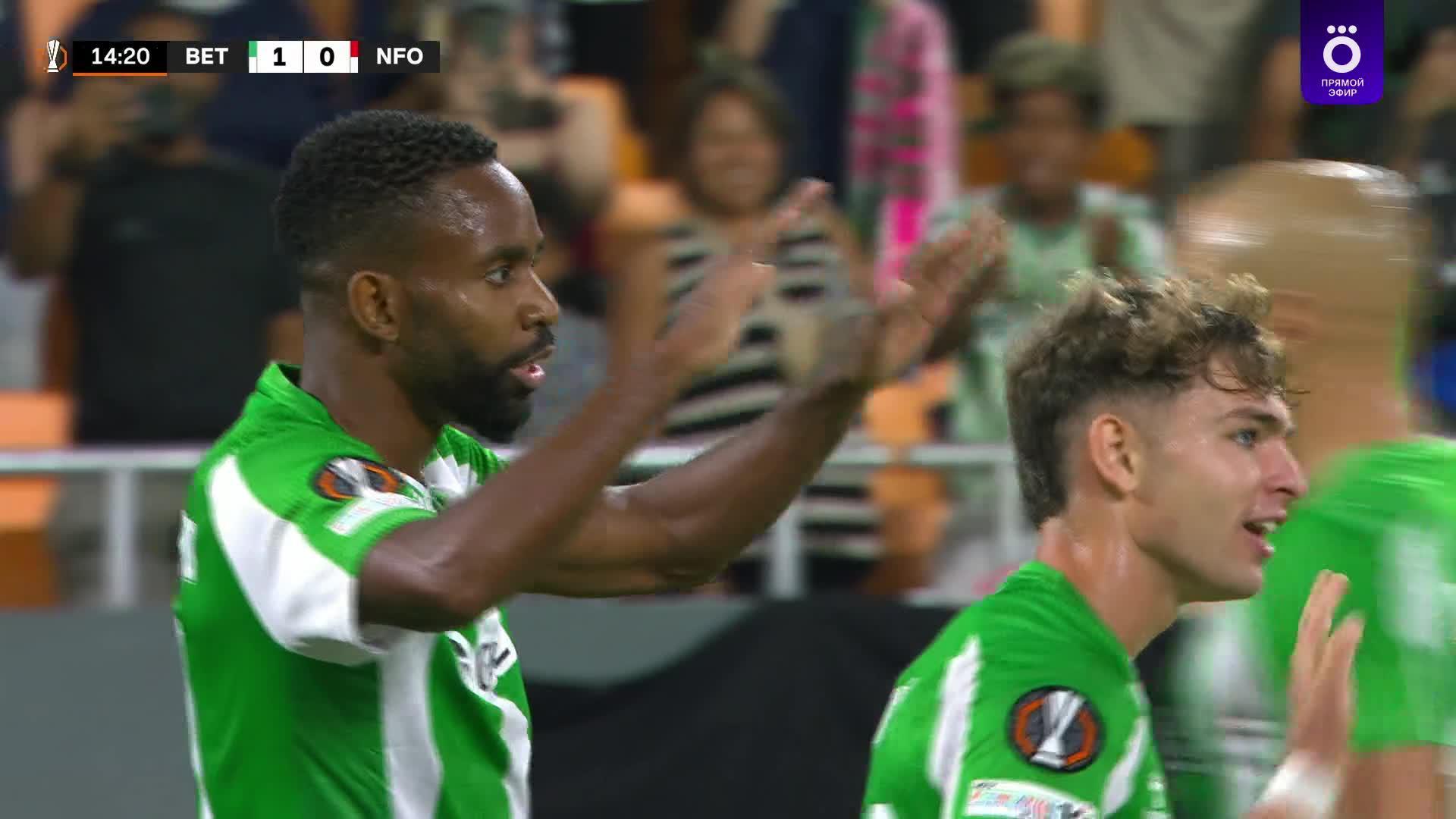 15' Гол. Cedric Bakambu
