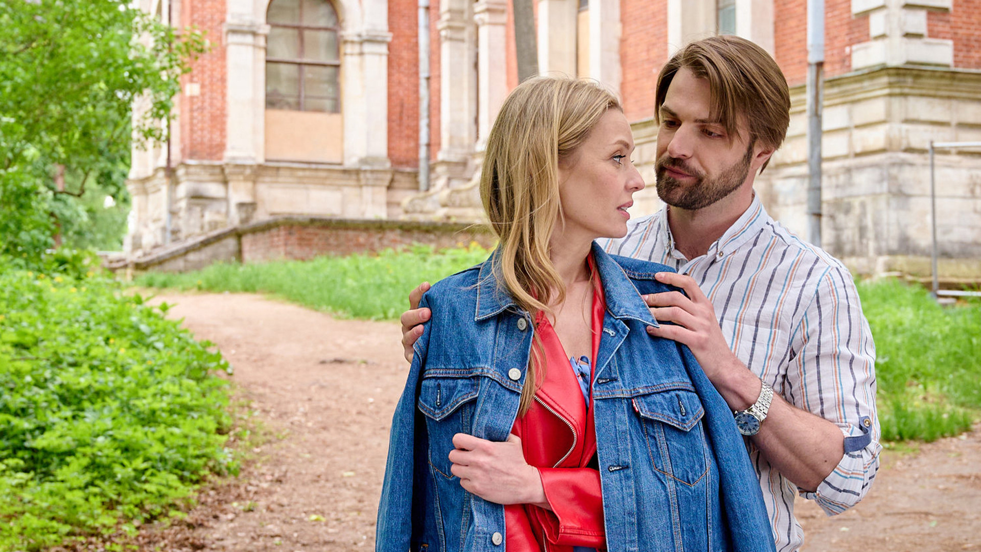 Поворот к счастью сериал актеры фото Новые фильмы "Поворот на счастье" с Марией Куликовой и "Ни к селу, ни к городу 2