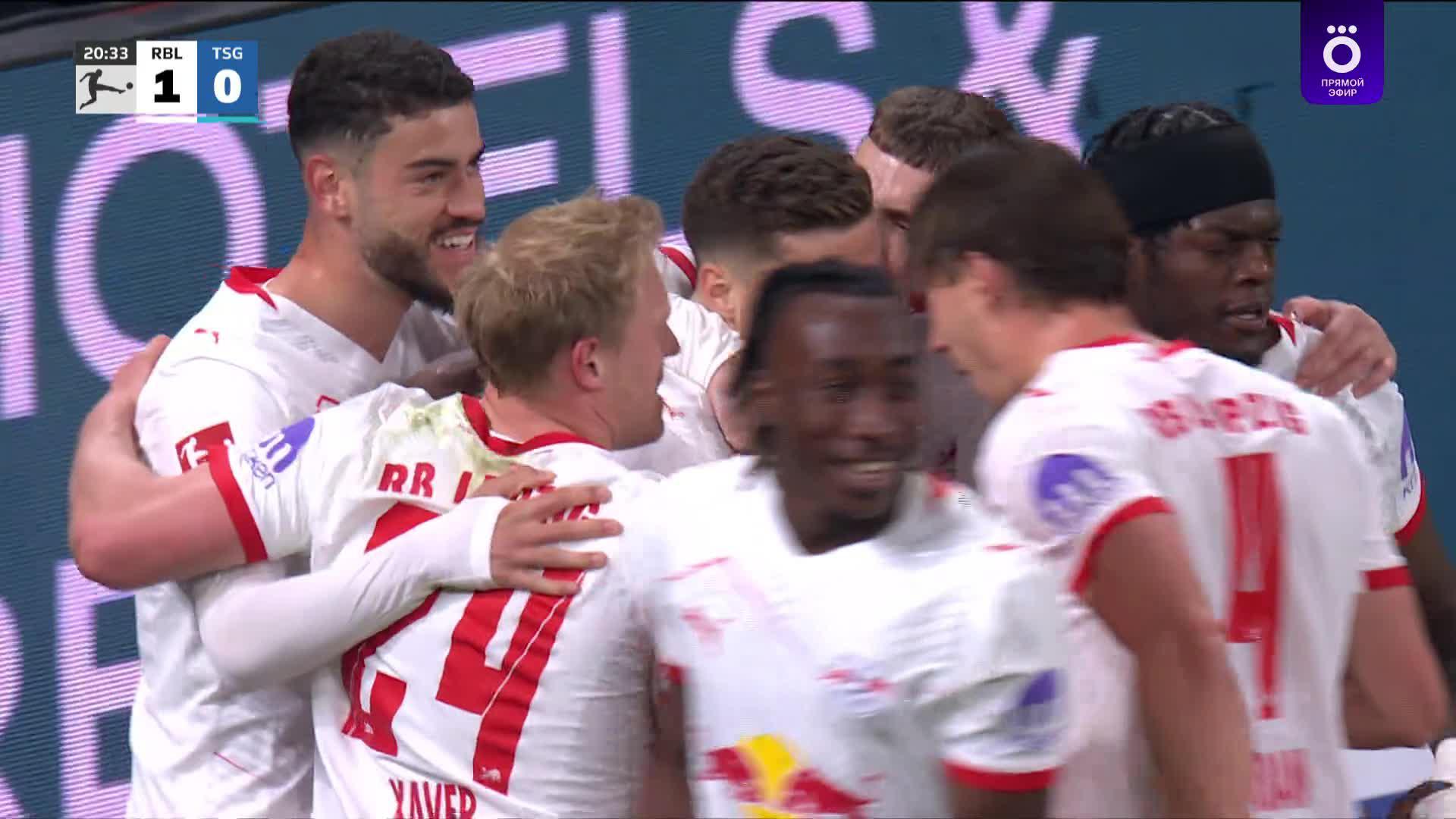 21' Гол. Кристоф  Баумгартнер