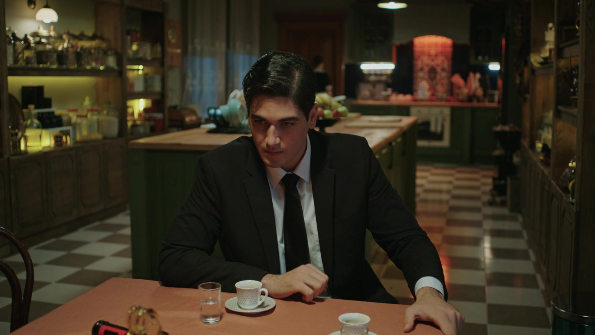 Зимородок 1 сезон 31 серия